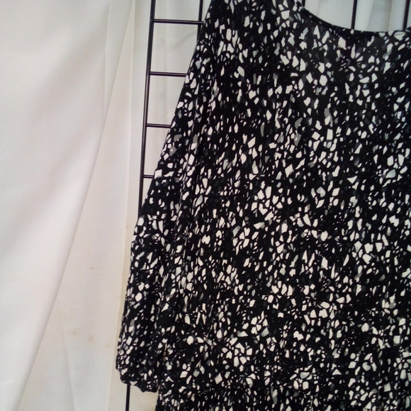 Woman Within Pull on Black /White Faux Wrap Dress Size 3x NICE - Picture 5 of 7